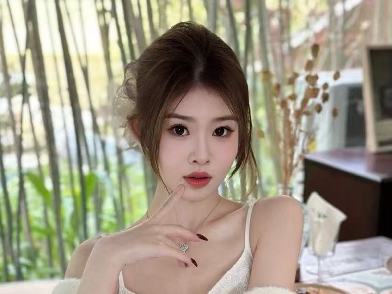 Live cam for LiYaoXi