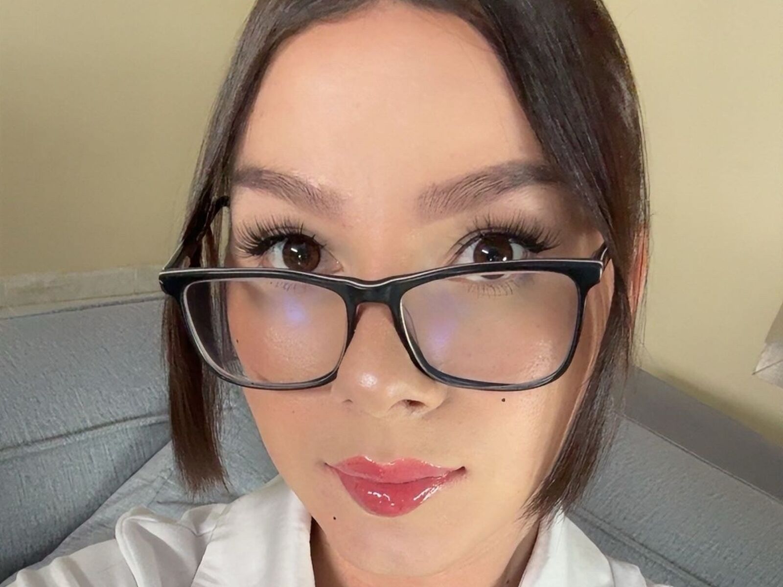 Live cam for SofiaGibsone
