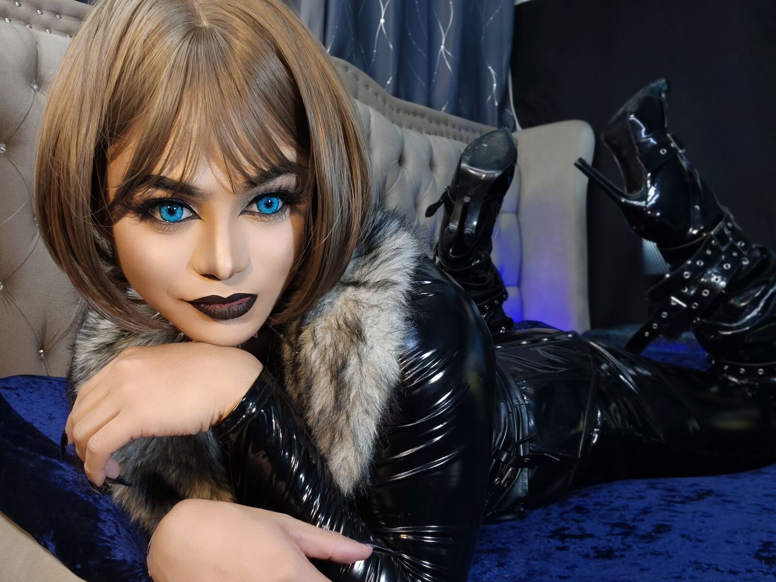 Live cam for RhianaSollway