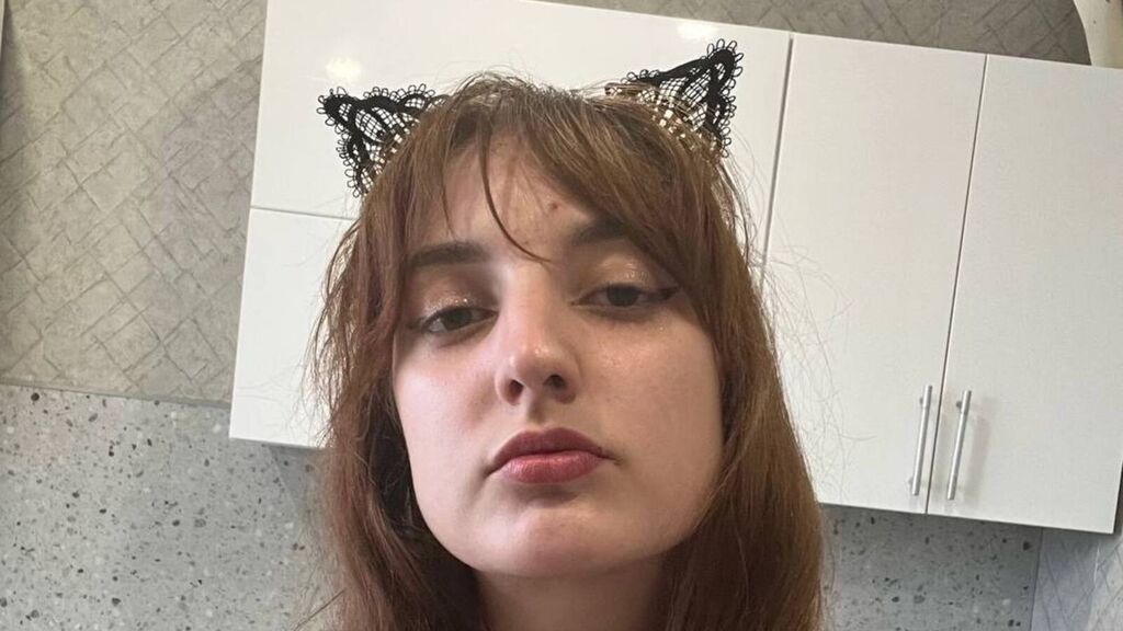 AraHeyer's profile from Jasmin at GirlsOfJasmin'