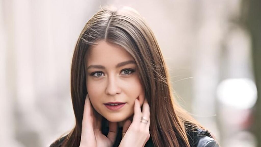 ArdithHartill online on GirlsOfJasmin