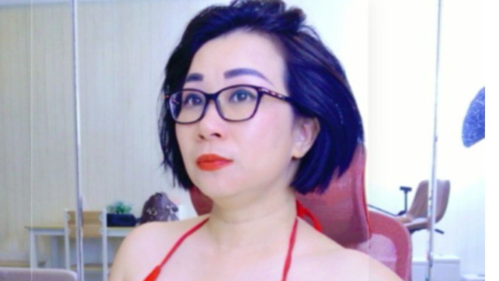 LucianaMecacci erotic portrait