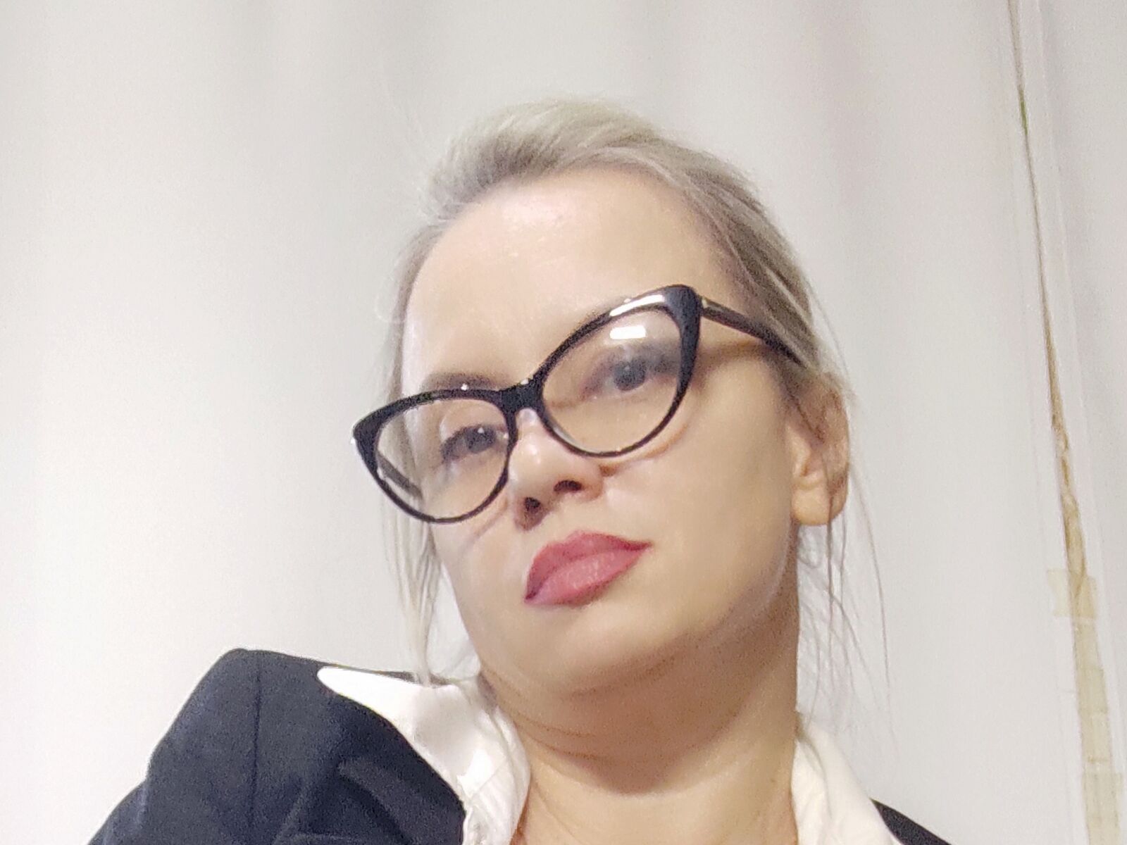 Live cam for RebeccaDarling