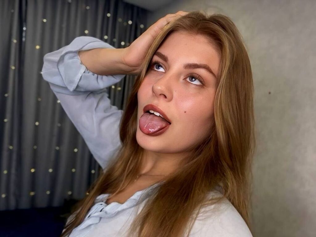 MilaOlivers LiveJasmin model