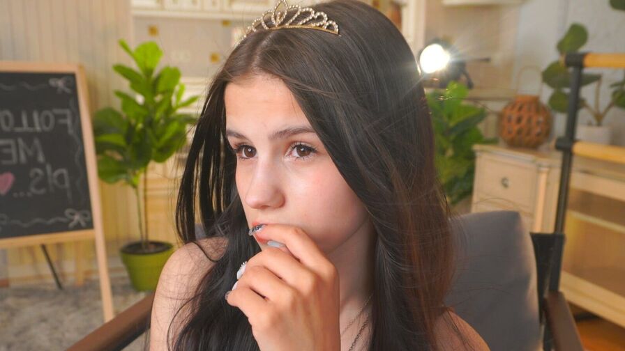 Watch AnnetPintonin live on Free Erotic Fantasy
