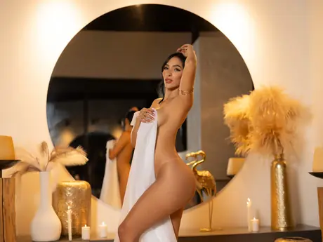 Chat with GiovanaRodriguez