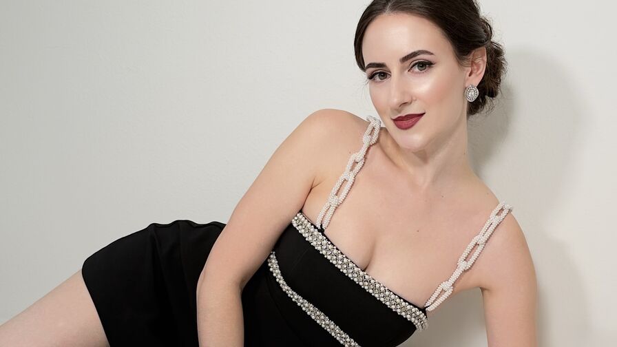 Watch JasmineHuxley live on Ultra Erotica