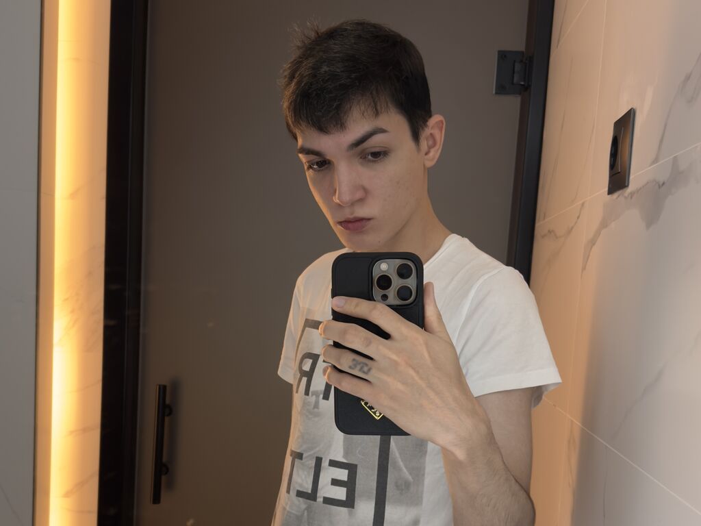 MatthewTwitty Profile Image