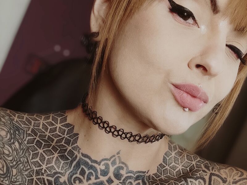 LolaVioleta