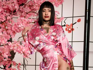 Show privé avec HarrietBlack