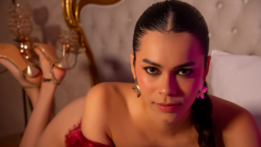 Live HD Nude Chat with AlanaBeckel