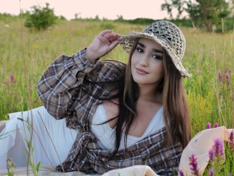 Chat with LindeWhite