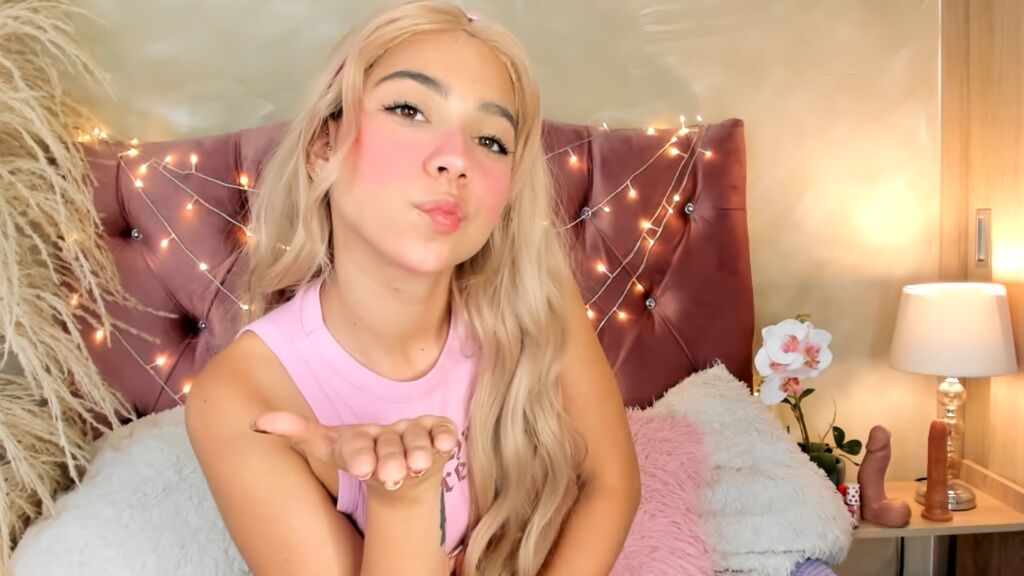 SiennaDilucas cover