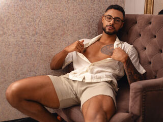 chat adult LiamHills