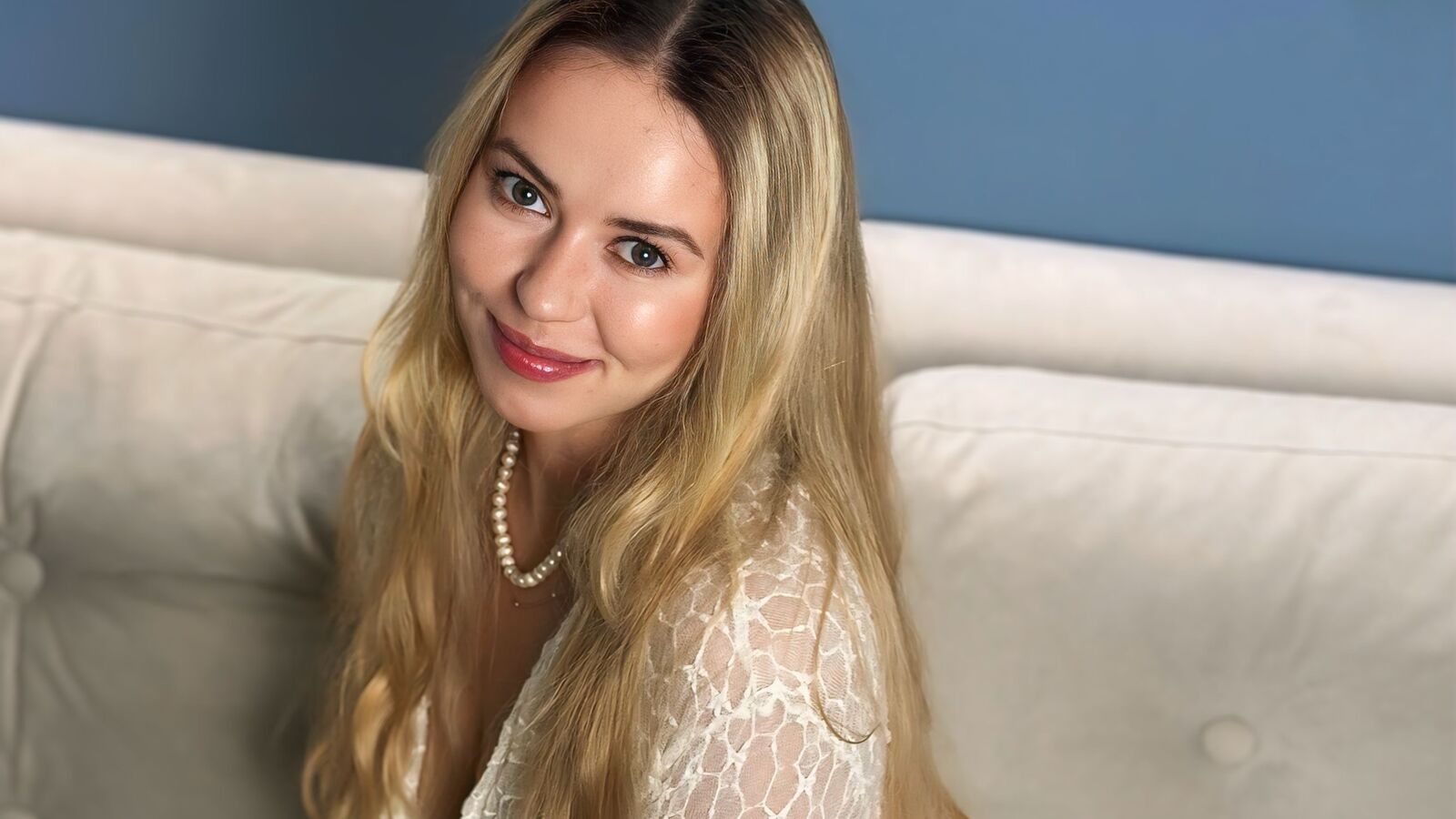 CassieEverin glamour portrait