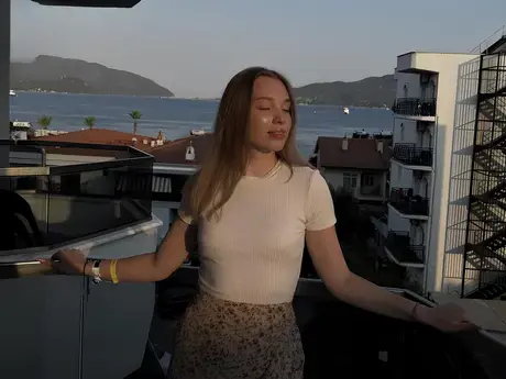 Chat with AshleyWin