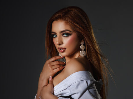 Chat with MarianaSaavedra