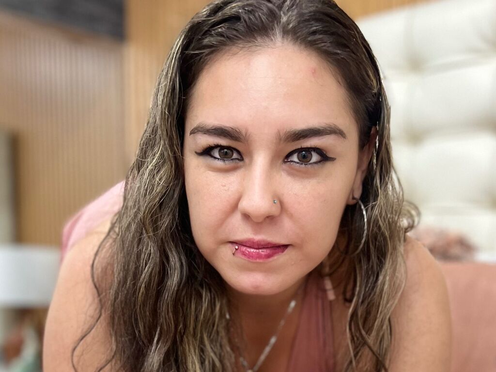 BrendaCaicedoo Nackt