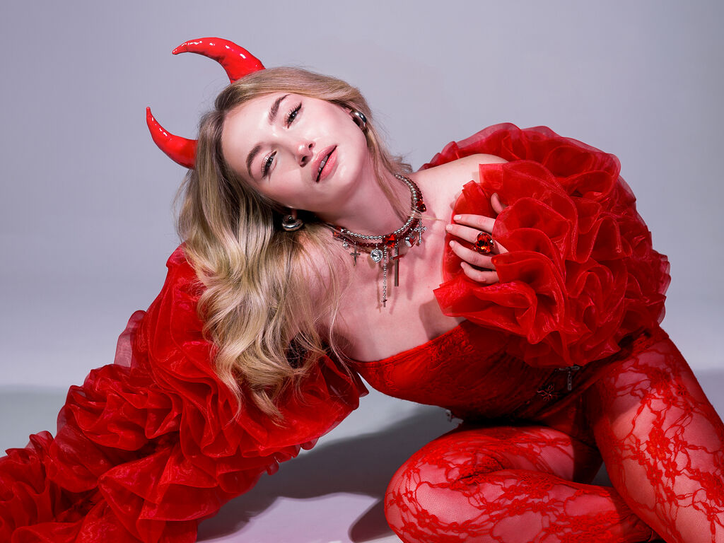 NancyHill from Web Night Cam