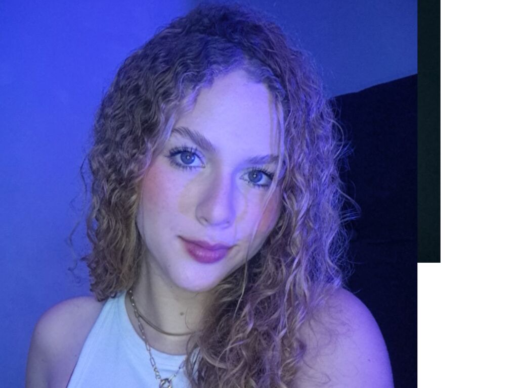VenusStones fetish cam profile