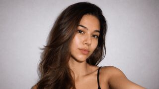 KiraElf live video chat girl preview