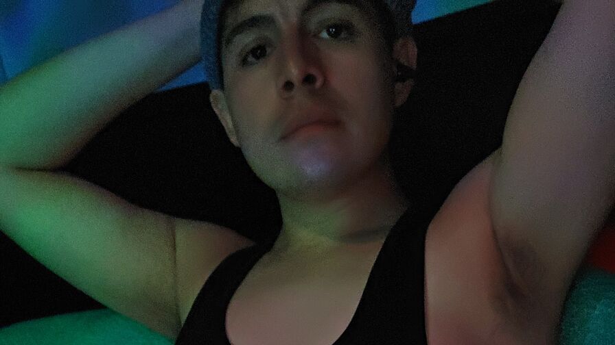Watch boyToyyy on NudiesOnlineCam.com