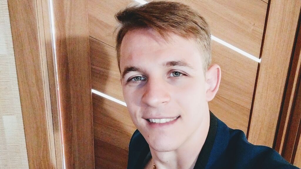 Live Chat with JamesonJam on LiveJasmin