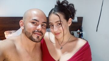 EsperanzaAndNacho webcam show