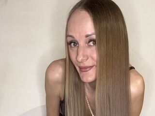 MonaLika Porn Show