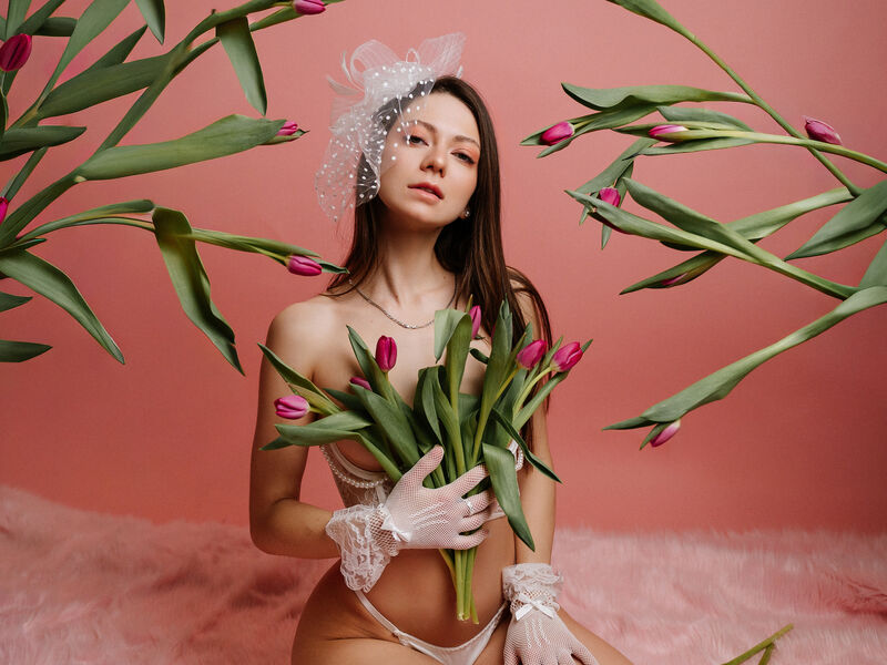 Watch KamiHinako cam show