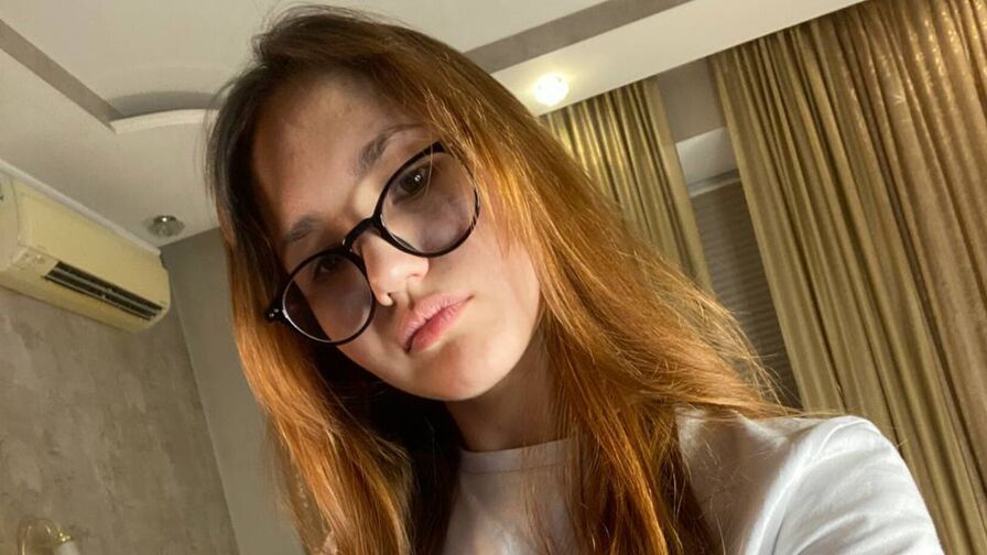 Live HD Nude Chat with SilvanaTopps