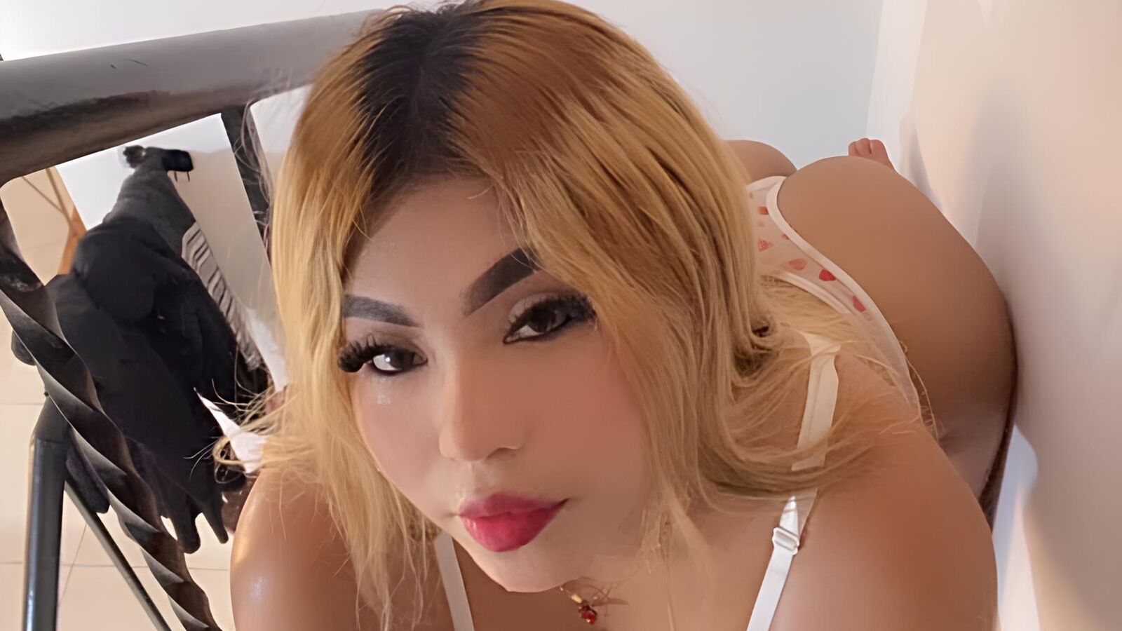 KimRossy erotic portrait