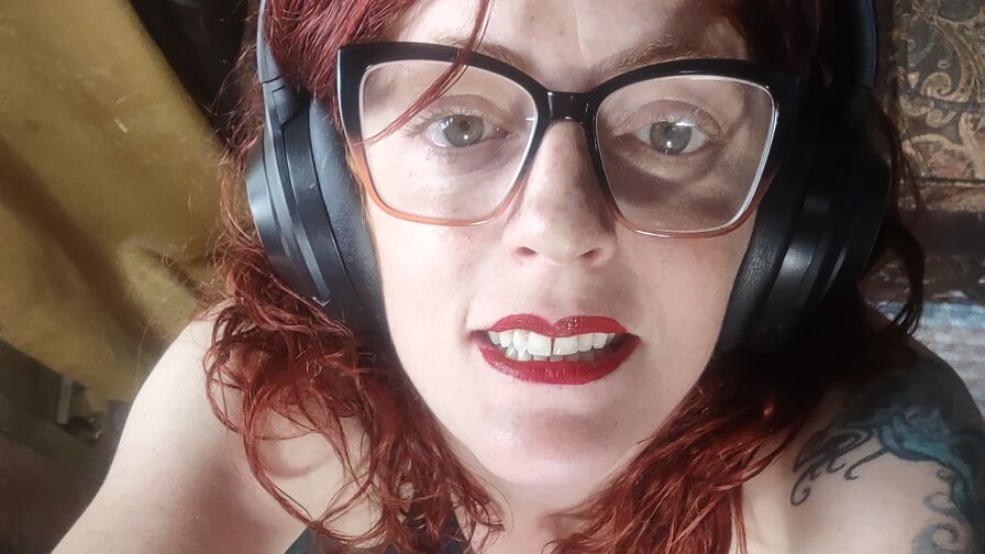 Watch BellaDawna live on Ultra Erotica