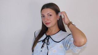 LindaJames live girl webcam profile