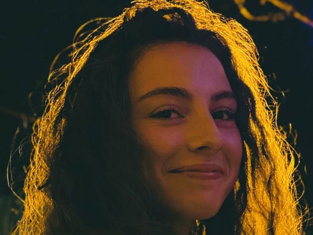NidaSheldon show thumbnail