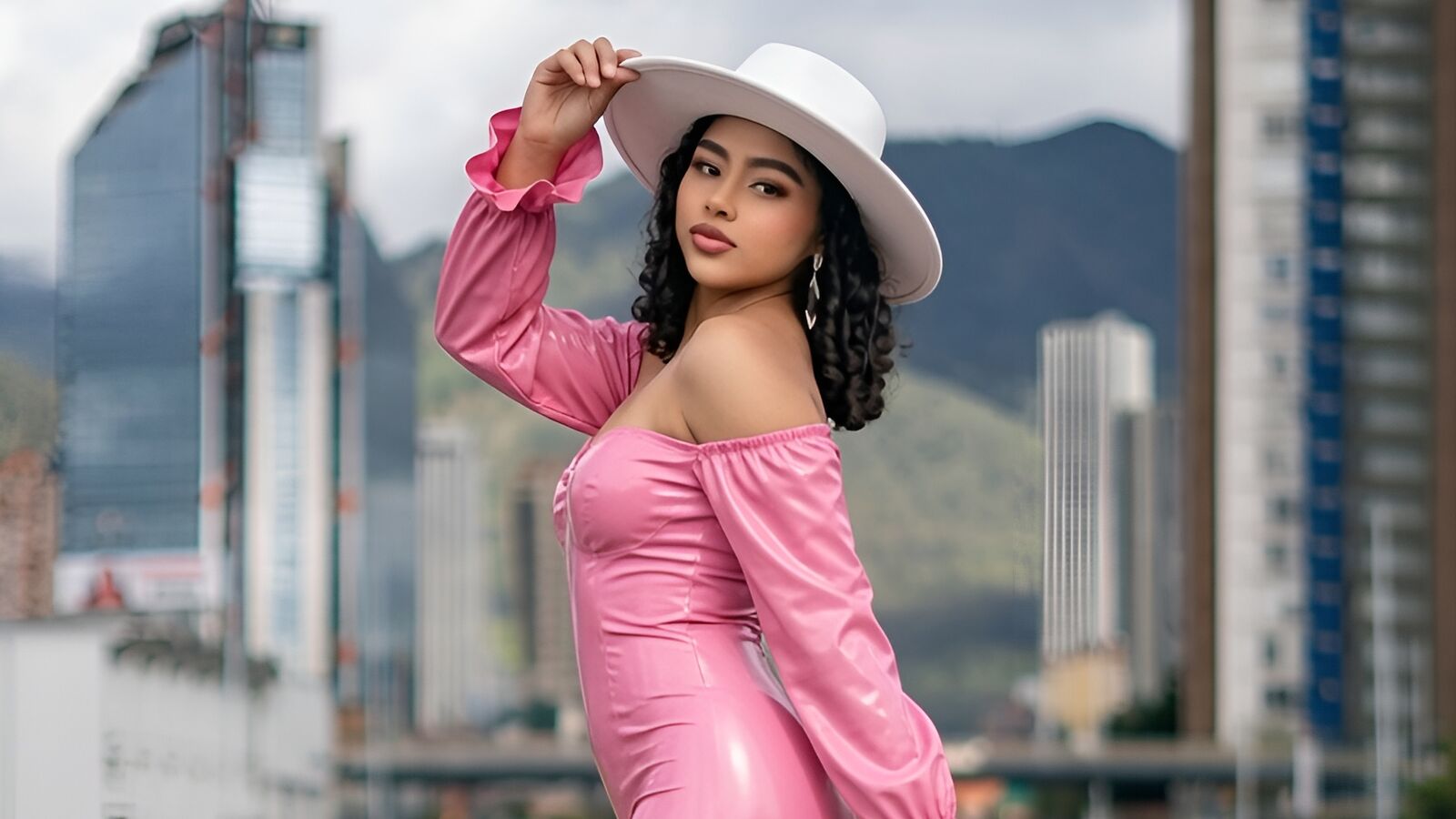 FernandaCoa glamour portrait