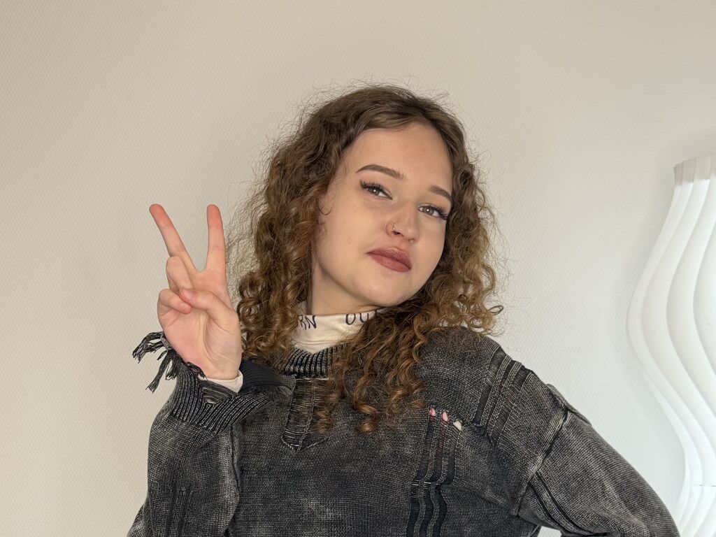 SherikaMantony live now