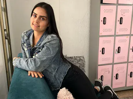 Chat with AmmyBlenders