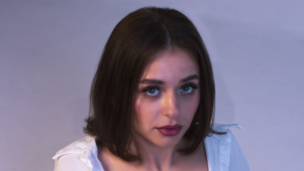 KrissIris Live Cam on LiveJasmin