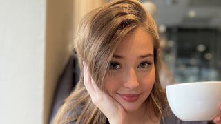 Free Nude DelorasPuntillo