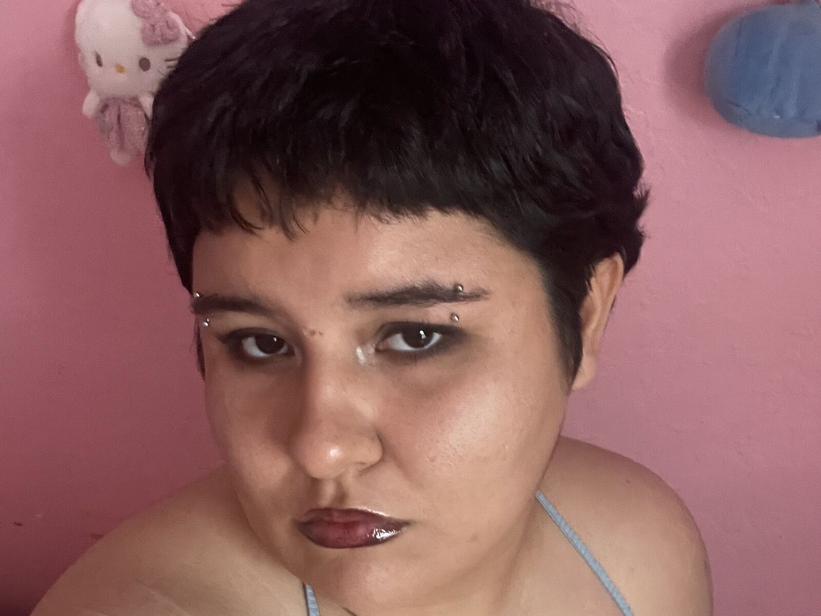 Live cam for laChunkygirl