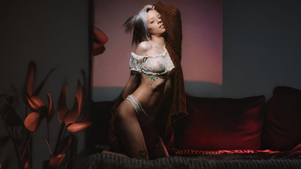 OdelynChasey live cam model at LiveJasmin