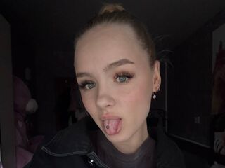 role play chatroom TravisMondier