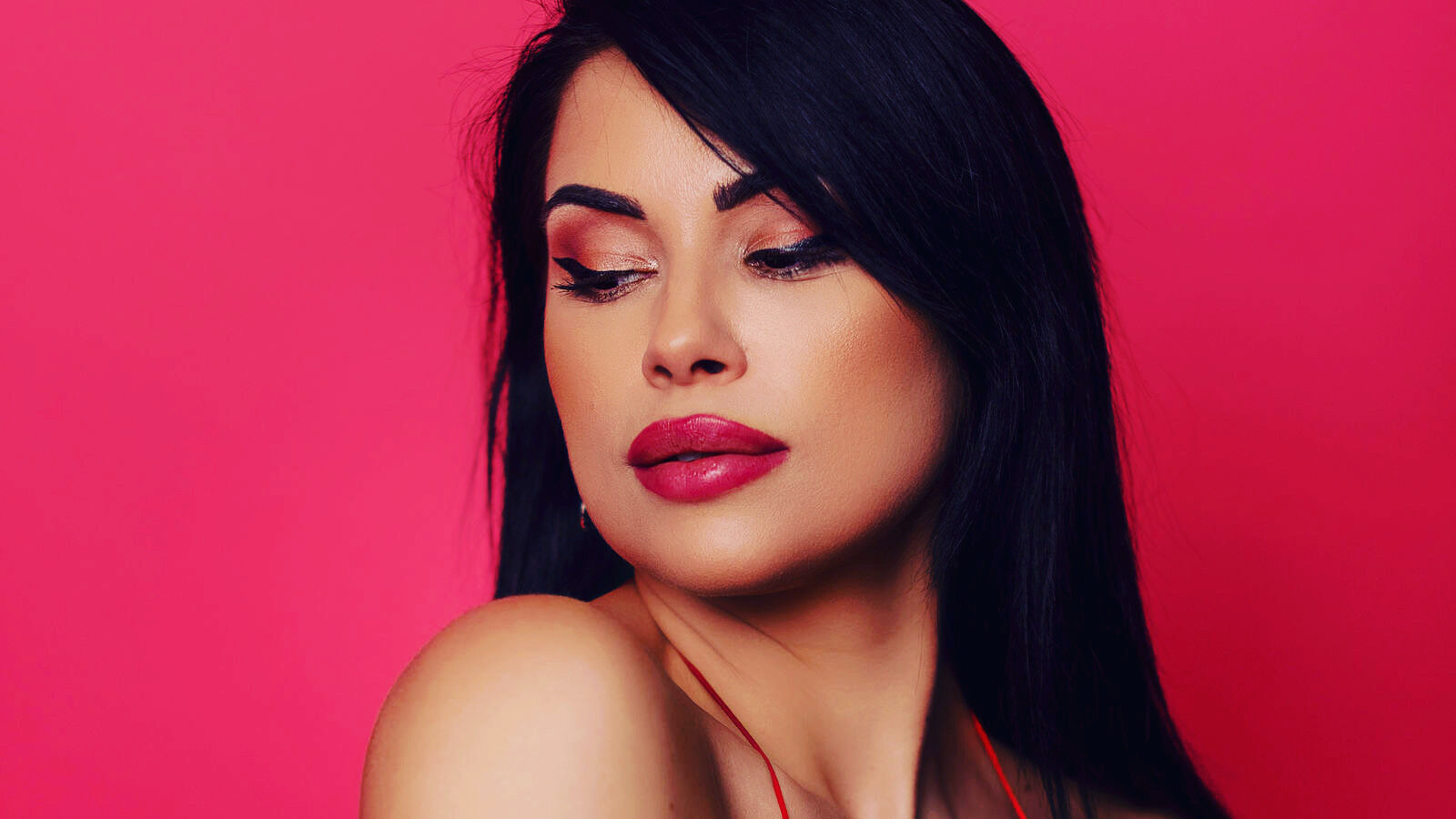 VanessaLouv glamour portrait