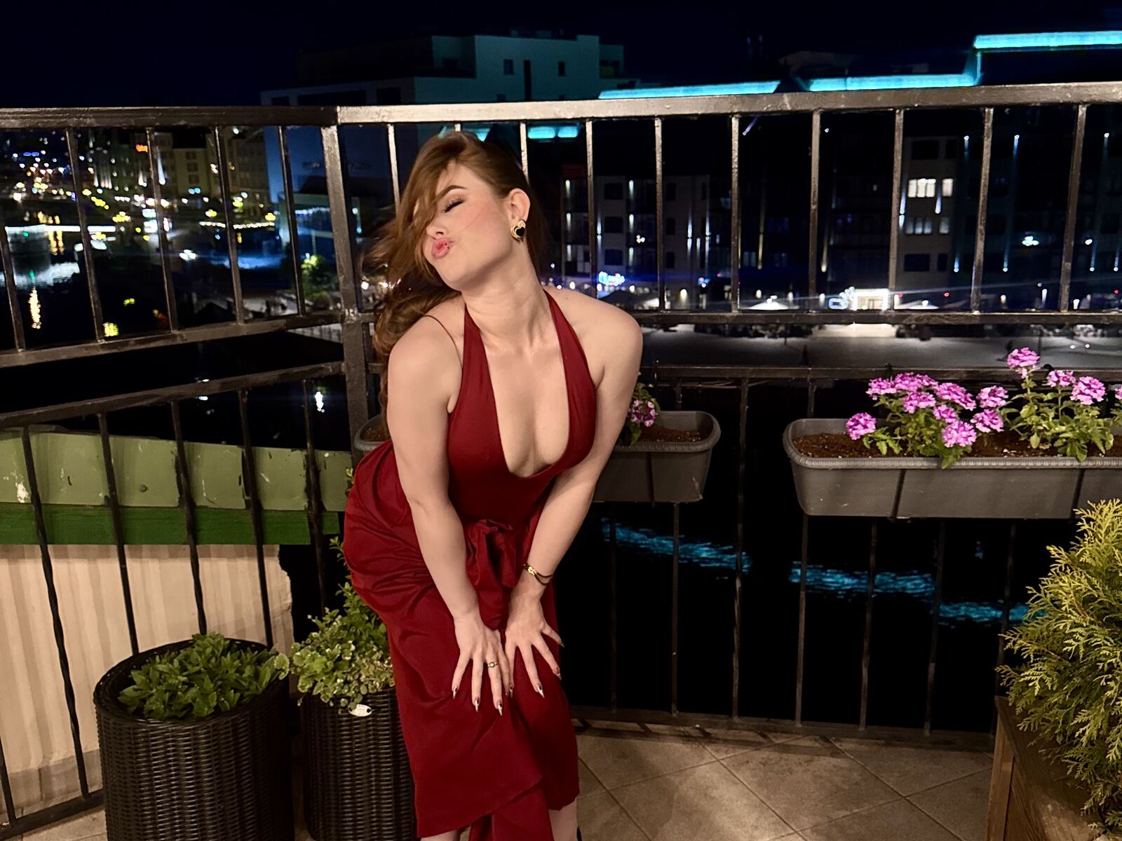 Live cam for DanaFenix