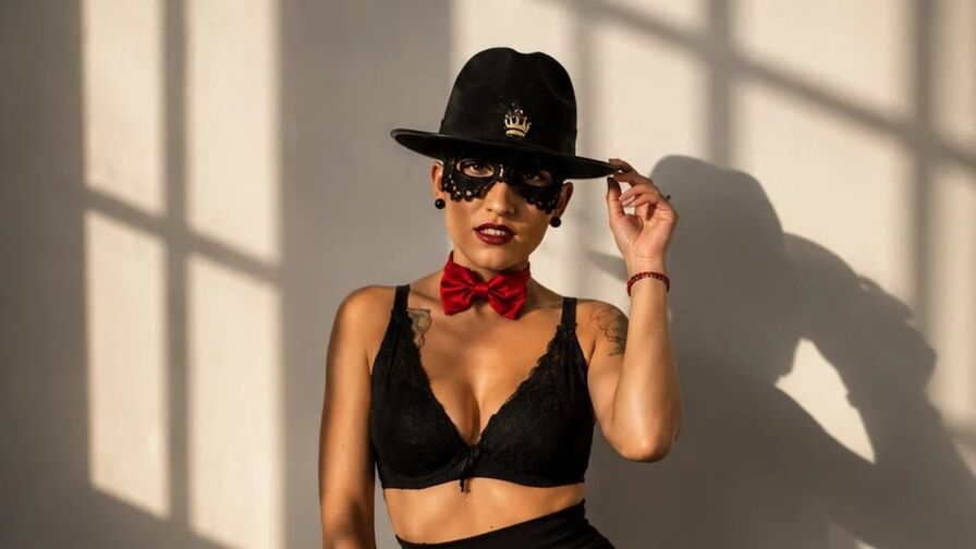 Watch MaryEnigma live on DMS List