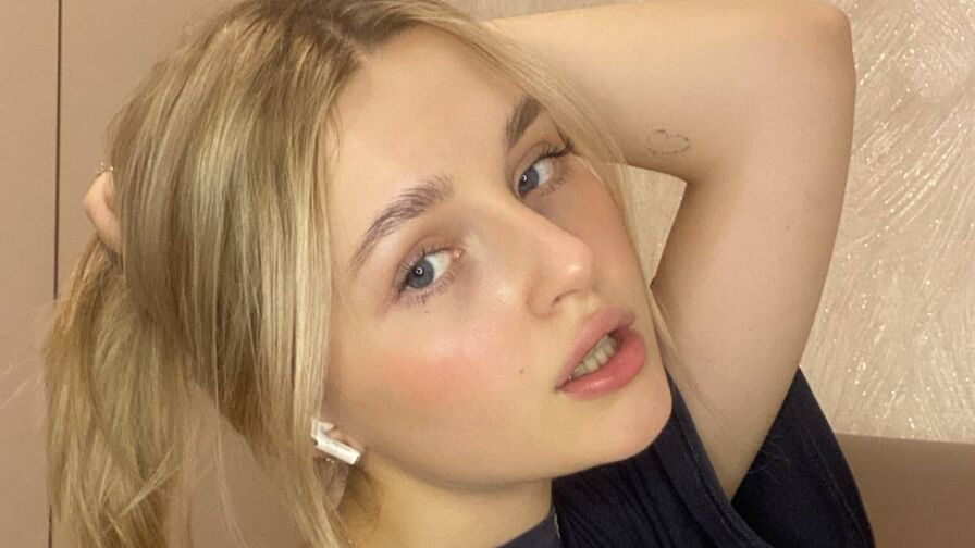 Record Nude KimbraHardinger