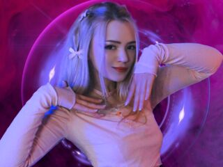 EmilyVeski VIP live cam experiences