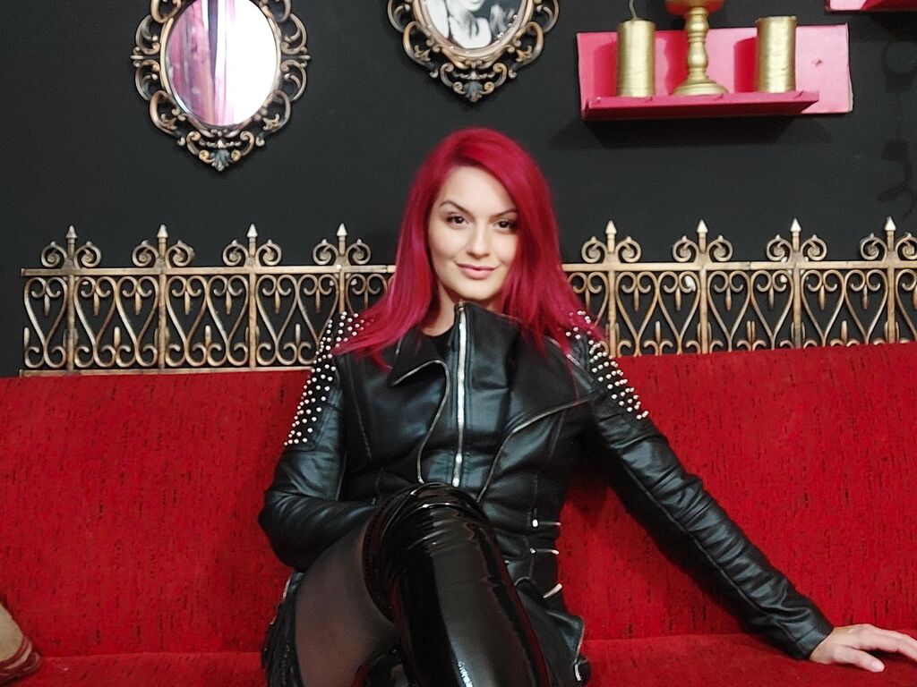 AsyaRoyal live performer profile picture