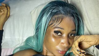 ZitahLora similar private cam profile